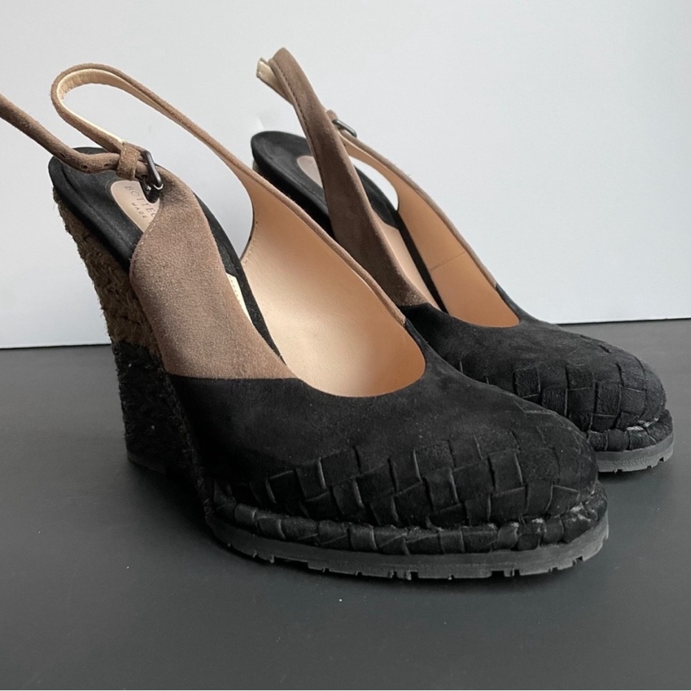 Elegant Black and Tan Wedge Sandals